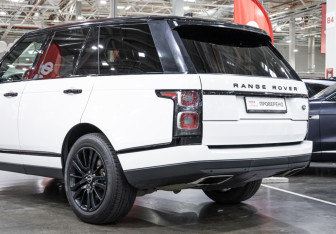 Подержанный автомобиль Land Rover Range Rover 2018 года (12 фото)