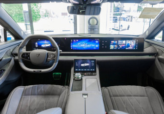 Новый Voyah Passion 2023 (32 фото)