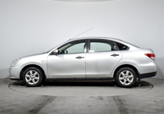 Подержанный автомобиль Nissan Almera Sedan 2016 года (8 фото)