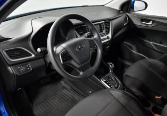 Подержанный автомобиль Hyundai Solaris Sedan 2017 года (9 фото)