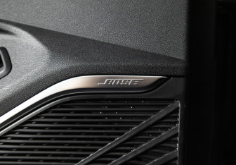 Подержанный автомобиль Geely Monjaro 2023 года (21 фото)