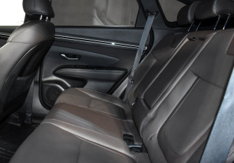 Подержанный автомобиль Hyundai Tucson 2022 года (12 фото)