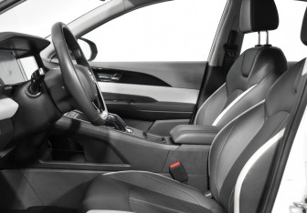 Подержанный автомобиль Evolute i-PRO 2024 года (10 фото)