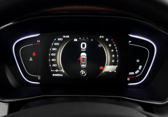 Подержанный автомобиль Geely Coolray 2021 года (18 фото)