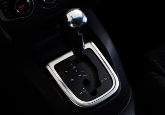 Подержанный автомобиль Citroen C4 Hatchback 2011 года (14 фото)