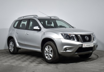 Подержанный автомобиль Nissan Terrano 2020 года (3 фото)