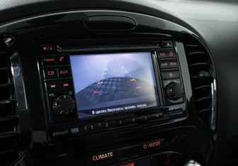 Подержанный автомобиль Nissan Juke 2011 года (15 фото)