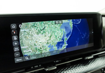 Подержанный автомобиль Kia Carnival 2021 года (18 фото)