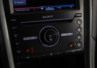 Подержанный автомобиль Ford Mondeo Sedan 2016 года (17 фото)