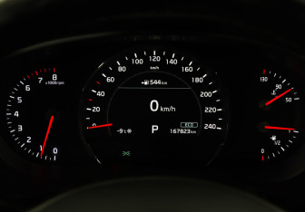 Подержанный автомобиль Kia Sorento 2018 года (12 фото)