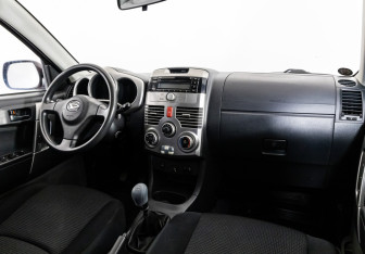 Подержанный автомобиль Daihatsu Terios 2006 года (9 фото)