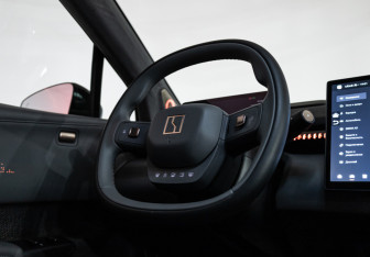 Подержанный автомобиль Zeekr X 2023 года (39 фото)