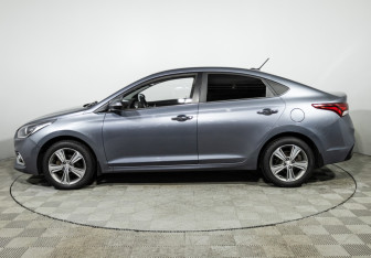 Подержанный автомобиль Hyundai Solaris Sedan 2017 года (8 фото)