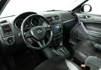 Подержанный автомобиль Skoda Yeti 2015 года (11 фото)