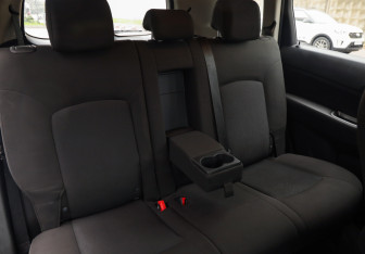 Подержанный автомобиль Chevrolet Orlando 2014 года (23 фото)