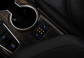 Подержанный автомобиль Toyota Camry Sedan 2018 года (14 фото)