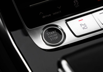 Подержанный автомобиль Audi Q7 2020 года (20 фото)