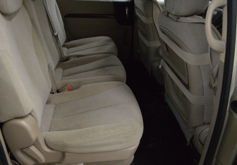 Подержанный автомобиль Kia Carnival 2007 года (13 фото)