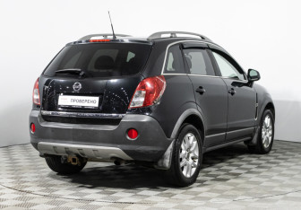 Подержанный автомобиль Opel Antara 2012 года (5 фото)