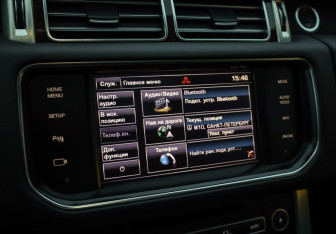 Подержанный автомобиль Land Rover Range Rover 2013 года (18 фото)