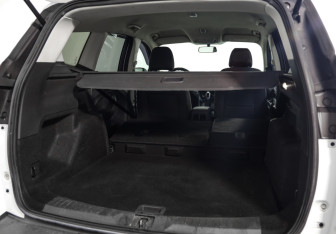 Подержанный автомобиль Ford Kuga 2016 года (24 фото)