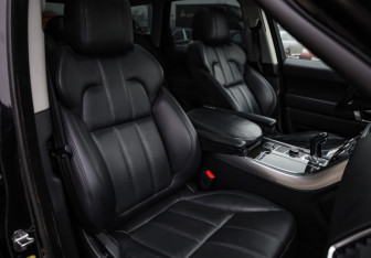 Подержанный автомобиль Land Rover Range Rover Sport 2016 года (26 фото)