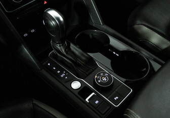 Подержанный автомобиль Volkswagen Teramont 2021 года (19 фото)