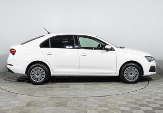Подержанный автомобиль Skoda Rapid Liftback 2020 года (4 фото)
