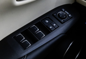 Подержанный автомобиль Lexus NX 2020 года (24 фото)