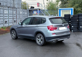 Подержанный автомобиль BMW X3 2013 года (3 фото)