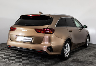Подержанный автомобиль Kia Ceed Wagon 2021 года (5 фото)