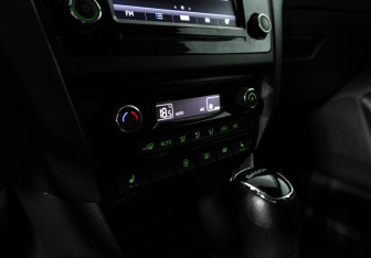 Подержанный автомобиль Skoda Rapid Liftback 2018 года (16 фото)