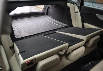 Подержанный автомобиль Audi A4 Sedan 2019 года (32 фото)