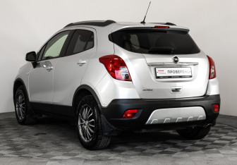 Подержанный автомобиль Opel Mokka 2014 года (7 фото)