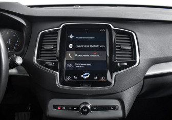 Подержанный автомобиль Volvo XC90 2019 года (16 фото)