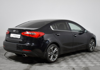 Подержанный автомобиль Kia Cerato Sedan 2014 года (5 фото)