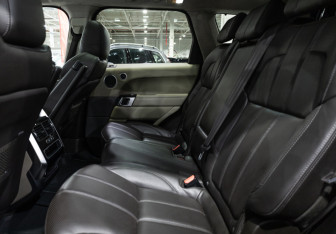 Подержанный автомобиль Land Rover Range Rover Sport 2017 года (20 фото)