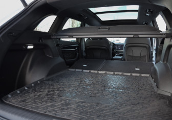 Подержанный автомобиль Geely Monjaro 2024 года (39 фото)