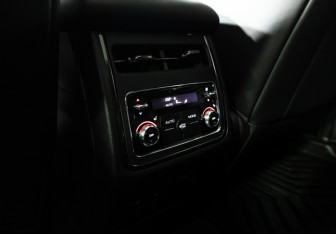 Подержанный автомобиль Haval H9 2024 года (27 фото)