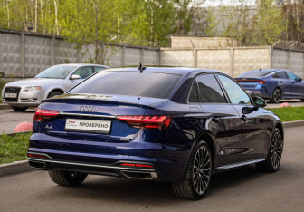 Подержанный автомобиль Audi A4 Sedan 2020 года (6 фото)