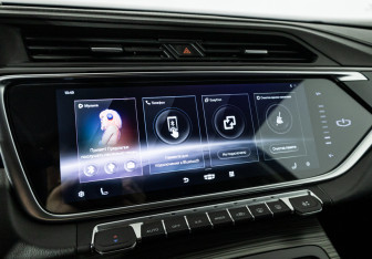 Подержанный автомобиль Geely Atlas Pro 2022 года (15 фото)