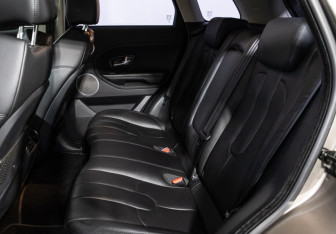 Подержанный автомобиль Land Rover Range Rover Evoque 2015 года (10 фото)