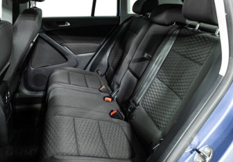 Подержанный автомобиль Volkswagen Tiguan 2011 года (10 фото)