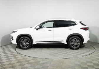 Подержанный автомобиль Exeed LX 2022 года (8 фото)