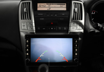 Подержанный автомобиль Toyota Harrier 2003 года (18 фото)