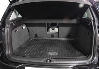 Подержанный автомобиль Volkswagen Tiguan 2012 года (24 фото)