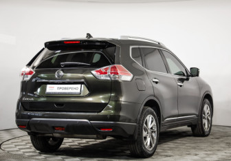 Подержанный автомобиль Nissan X-Trail 2017 года (5 фото)