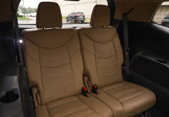 Подержанный автомобиль Cadillac XT6 2021 года (33 фото)
