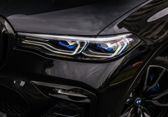 Подержанный автомобиль BMW X7 2020 года (12 фото)