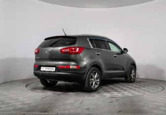 Подержанный автомобиль Kia Sportage 2011 года (5 фото)